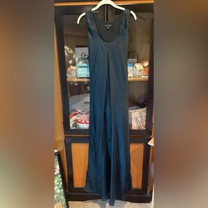 Banana Republic Dark Green Maxi Dress 18